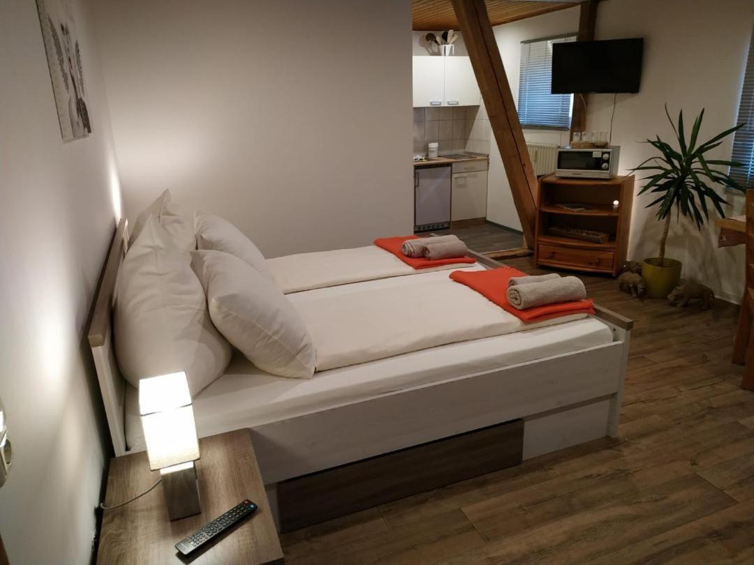 Edertaler Hof Apartment Ngoại thất bức ảnh